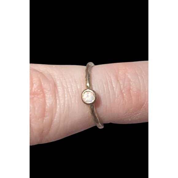 Minimalist Gold Tone Textured Ring With Tiny Pastel Pink Stone Size 4 - Picture 3 of 12